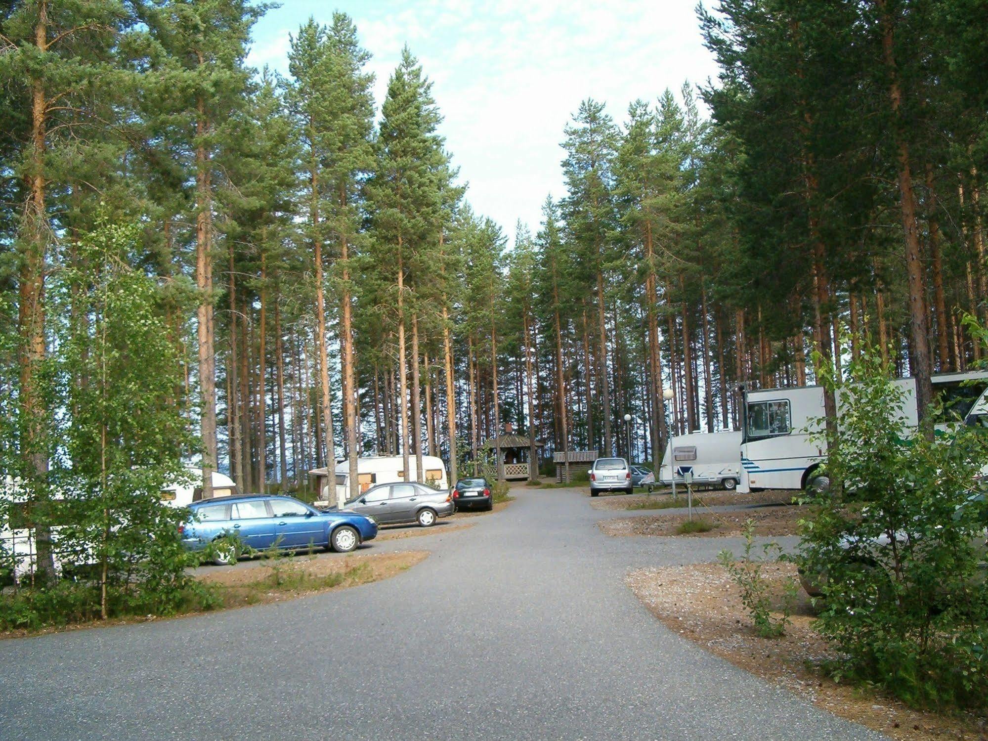 Готель Manamansalo Camping Екстер'єр фото